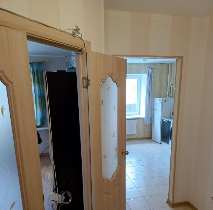 квартира г Великий Новгород ул Маловишерская 5к/1 фото 4