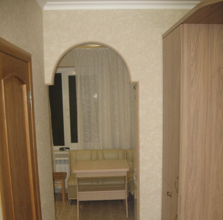 квартира г Симферополь р-н Центральный ул Баррикадная 63 фото 5