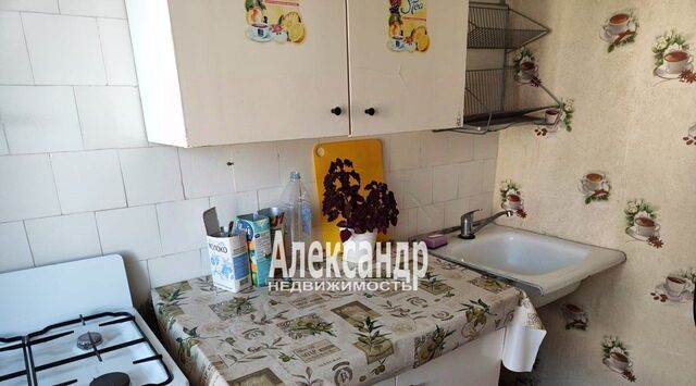 ул Красноармейская 27 р-н Петродворцовый фото