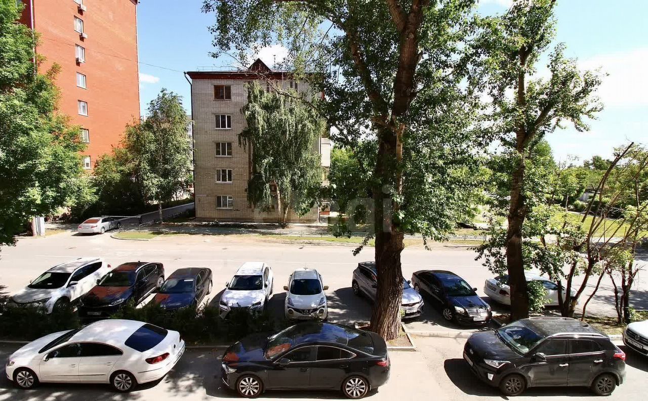 квартира г Тюмень р-н Калининский ул Достоевского 18 фото 11
