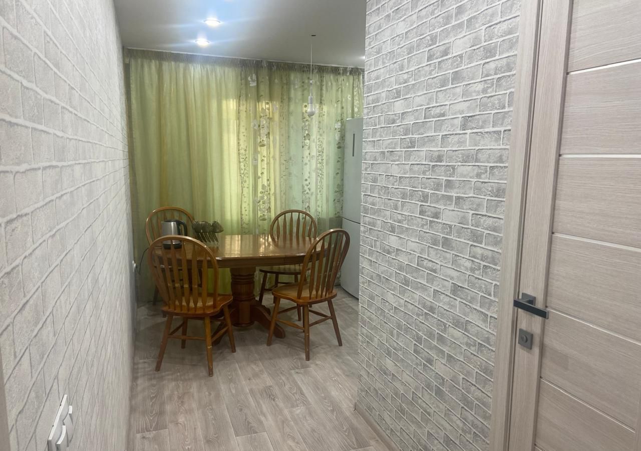 квартира г Канск мкр-н 4-й Центральный, 33А фото 5