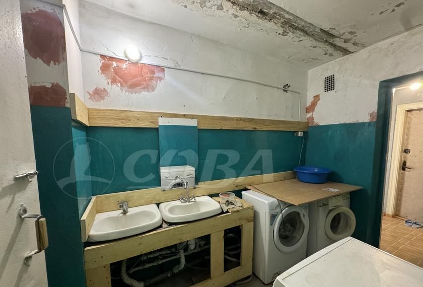 комната г Тюмень р-н Центральный ул Мельникайте 44а фото 5