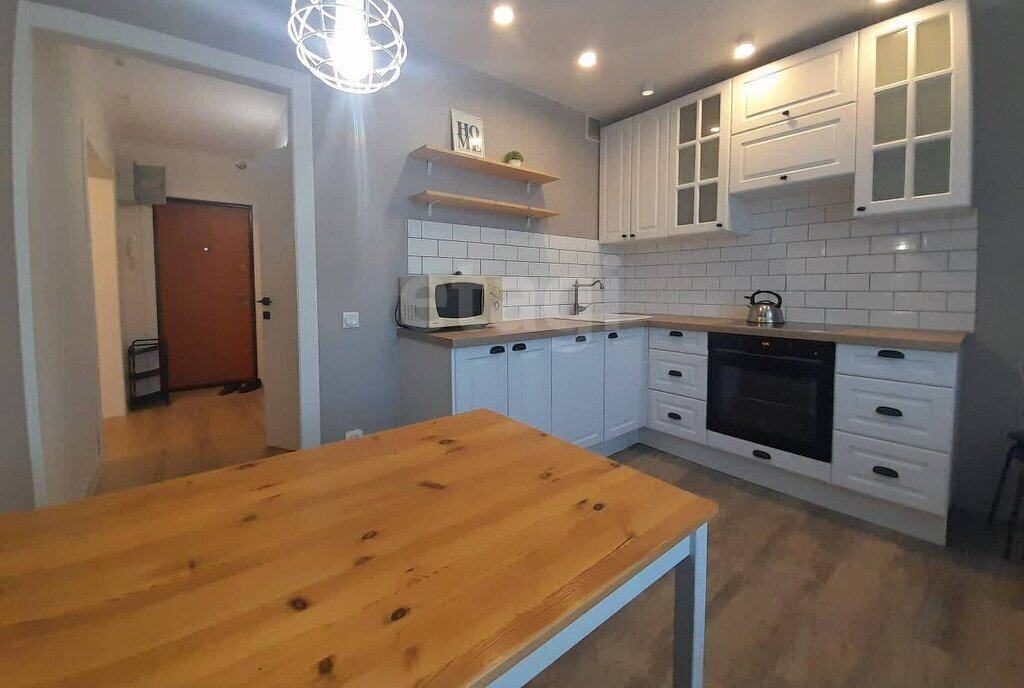 квартира г Тюмень ул Николая Семенова 25 фото 2