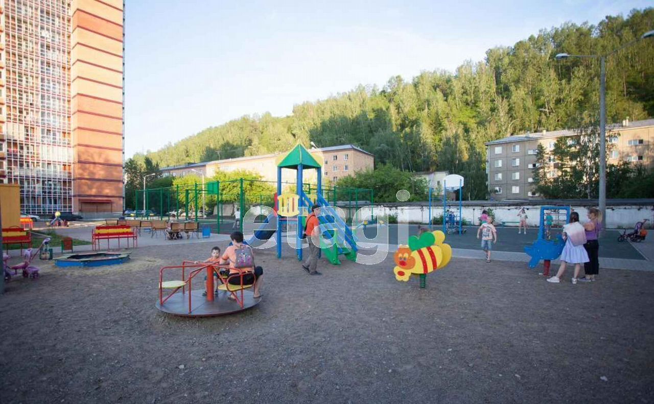квартира г Красноярск р-н Свердловский ул Ключевская 85 фото 17