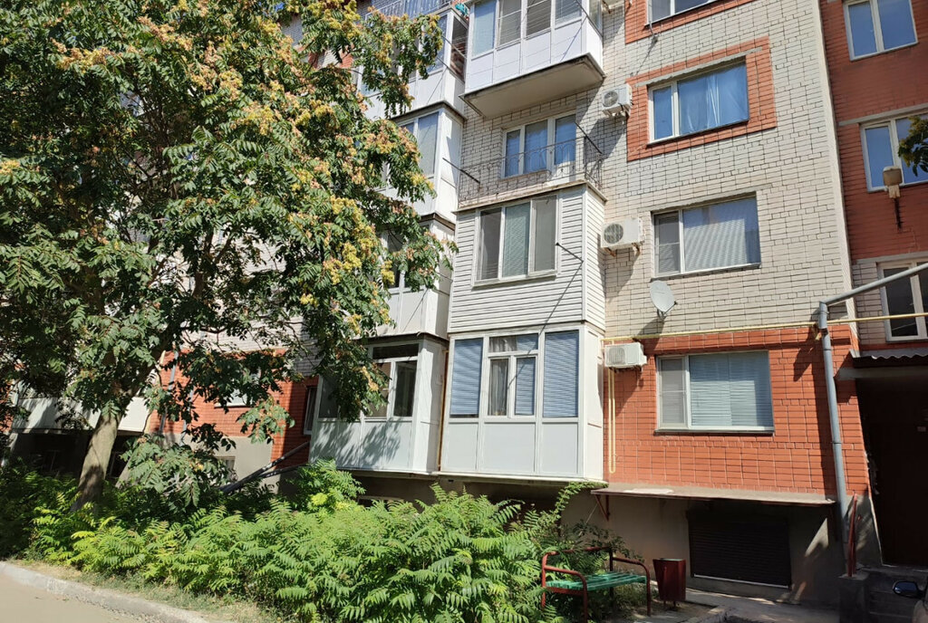 квартира р-н Ейский г Ейск ул Коммунистическая 85/8 фото 6