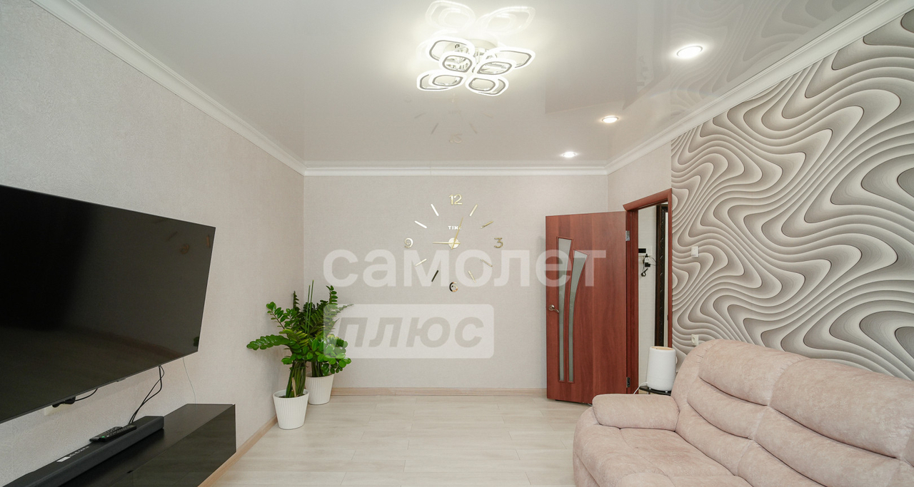 квартира г Омск Заозёрный пр-кт Менделеева 37 фото 2