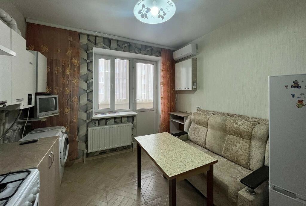 квартира р-н Ейский г Ейск ул Красная 35/2 фото 4