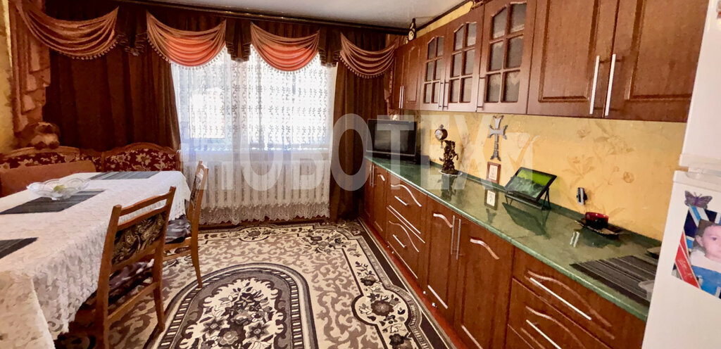 дом р-н Крымский г Крымск ул Маршала Гречко фото 3