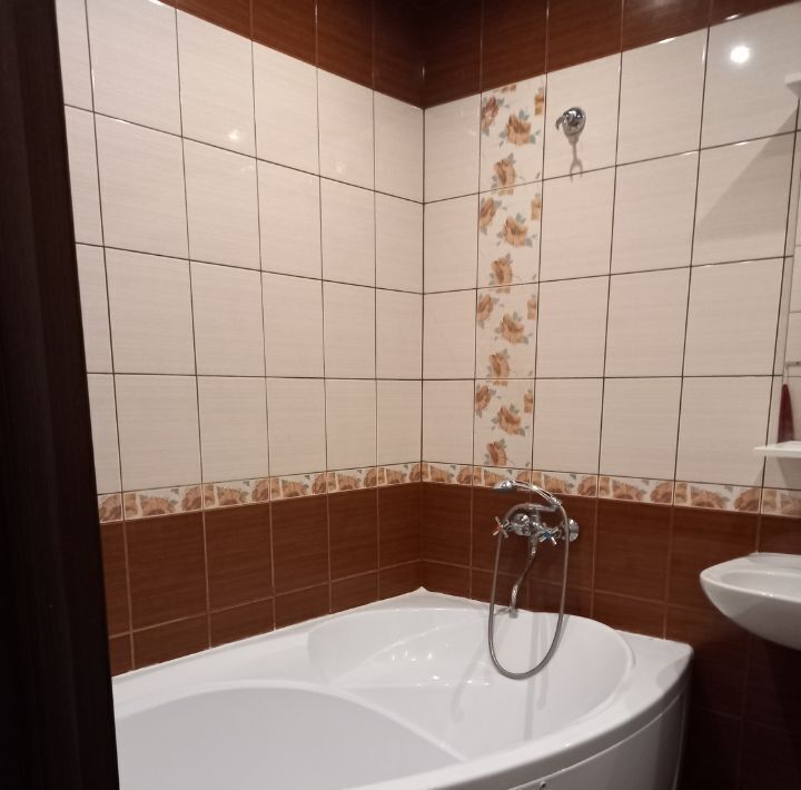 квартира г Волгоград р-н Краснооктябрьский ул Высокая 18а фото 1