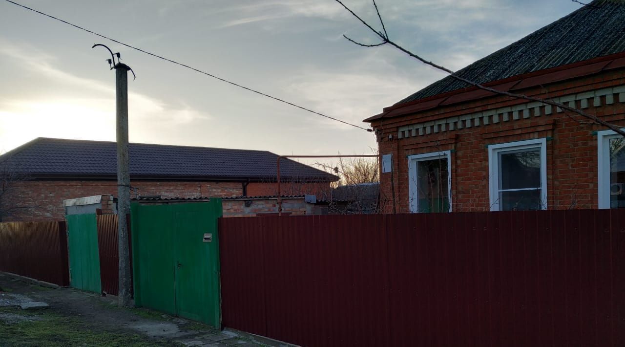 дом р-н Ейский г Ейск п Широчанка пер Юбилейный 22 фото 2