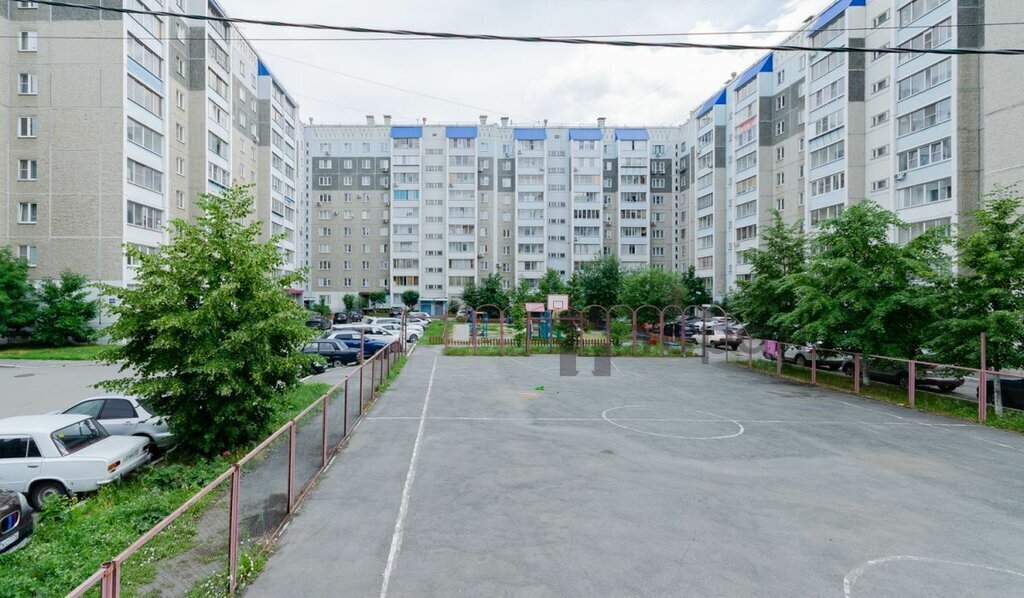 квартира г Челябинск р-н Калининский ул Братьев Кашириных 87а фото 21
