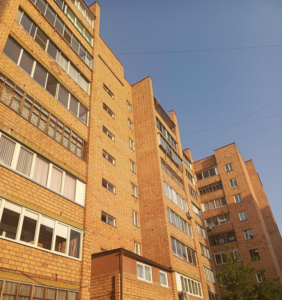 квартира г Красноярск р-н Октябрьский Ветлужанка ул Гусарова 3а фото 1
