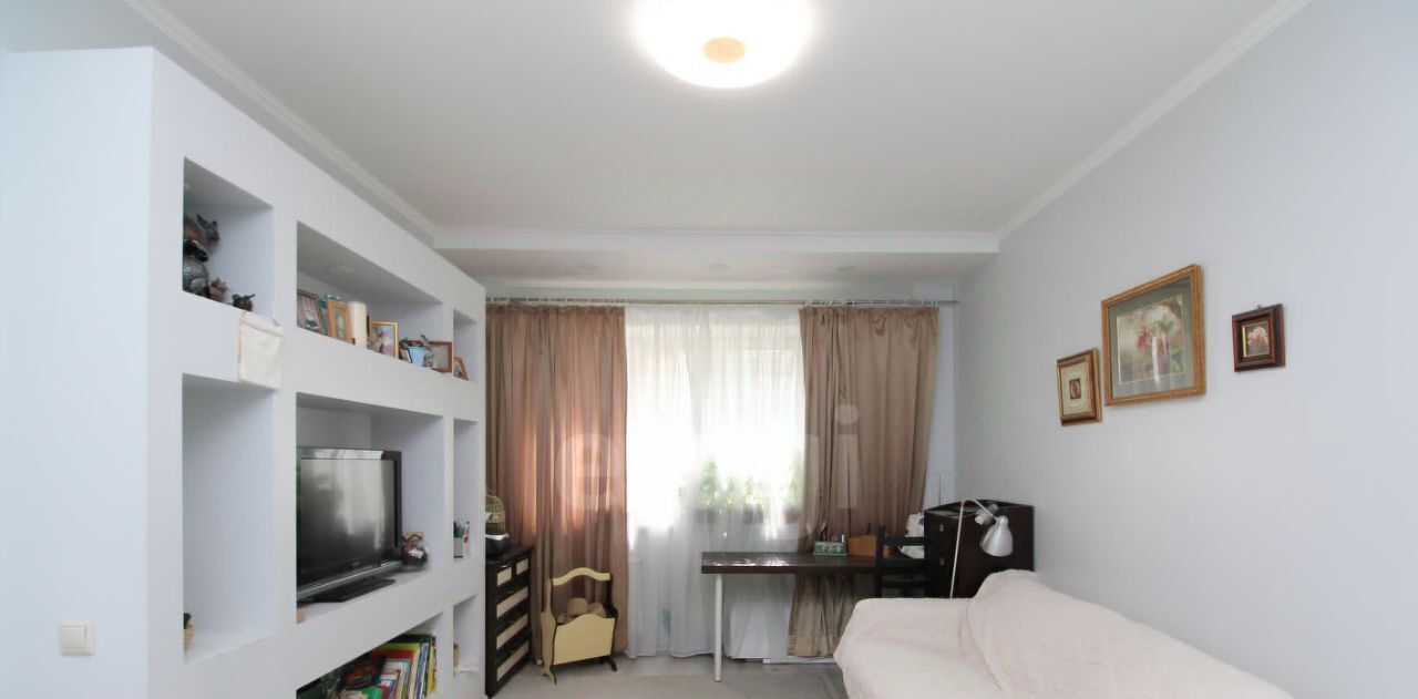 квартира г Красноярск р-н Советский ул Авиаторов 25 фото 4