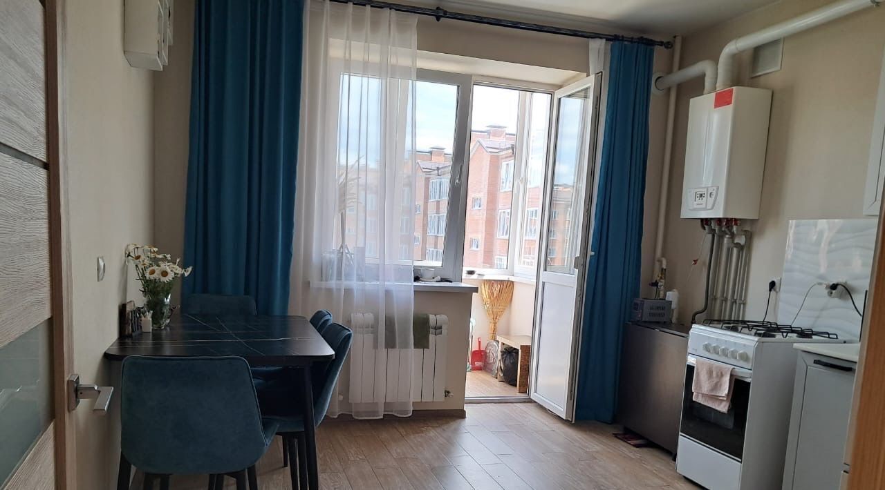 квартира г Владикавказ ул Хадарцева 39к/2 фото 3