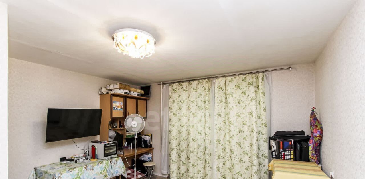 квартира г Тюмень р-н Центральный ул Ватутина 18 фото 1