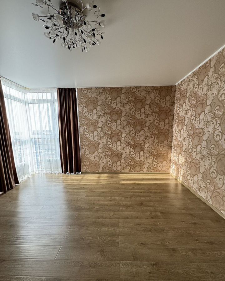 квартира г Омск р-н Кировский б-р Архитекторов 2 фото 3