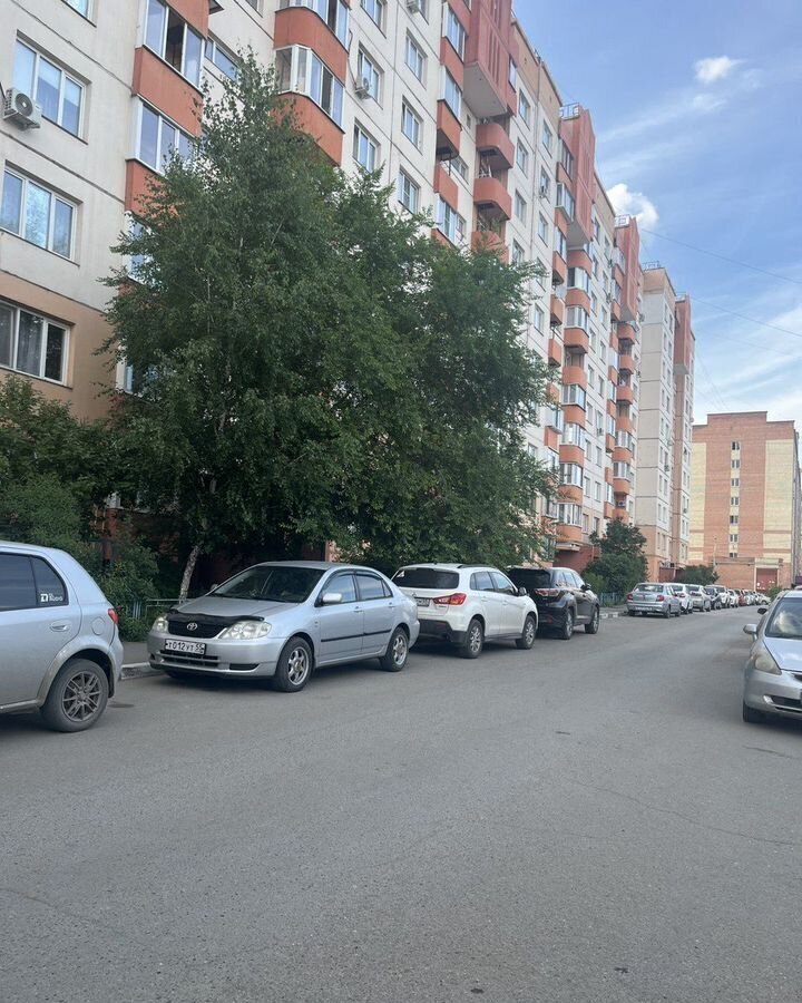 квартира г Омск р-н Кировский ул Мельничная 89к/8 фото 20