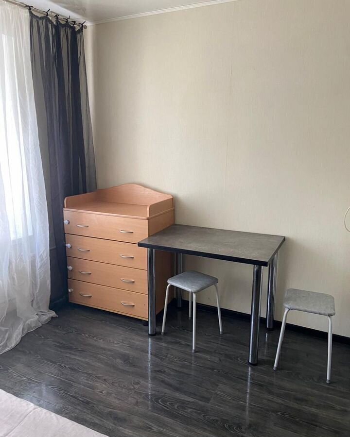 комната г Саратов р-н Волжский Соколовогорский пр-д 1-й Соколовогорский 4а фото 4