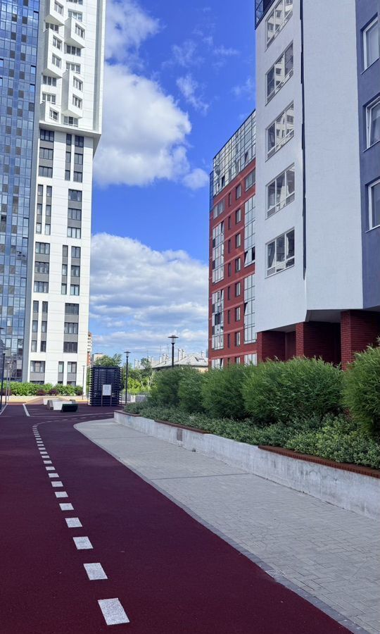 квартира г Екатеринбург р-н Железнодорожный Уральская ул Азина 22/2 фото 4