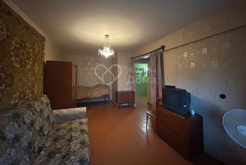 квартира г Волгоград р-н Кировский ул им. Одоевского 80а фото 1