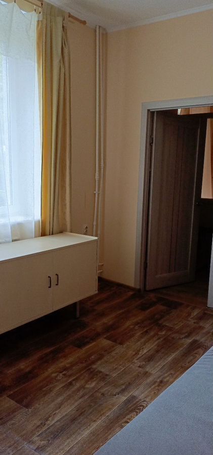 квартира г Астрахань р-н Кировский ул Советская 2 фото 4