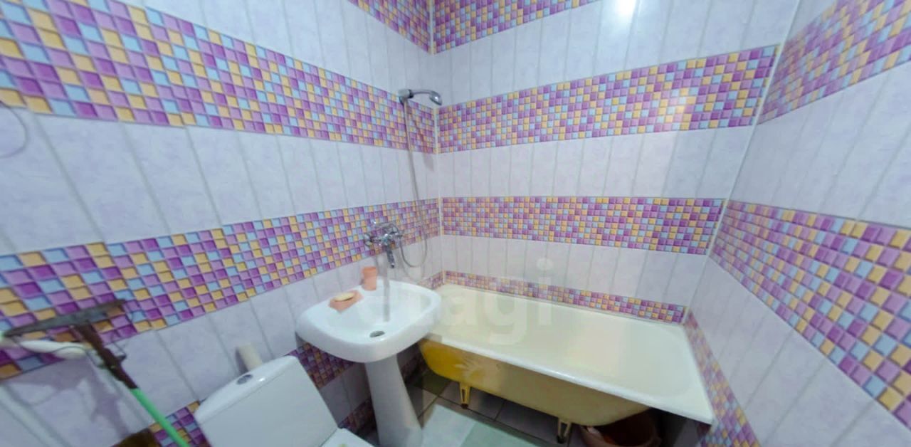 квартира г Шадринск ул Свердлова 108 фото 12