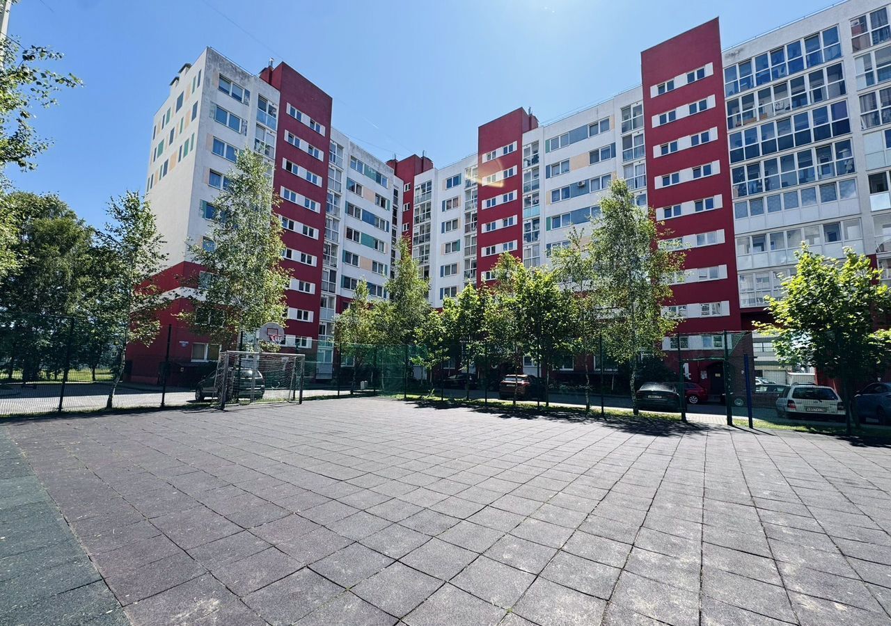 квартира г Калининград р-н Ленинградский ул Рихарда Зорге 1 фото 1