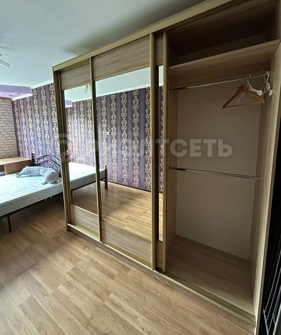 квартира г Мурманск ул Алексея Хлобыстова 5 фото 4
