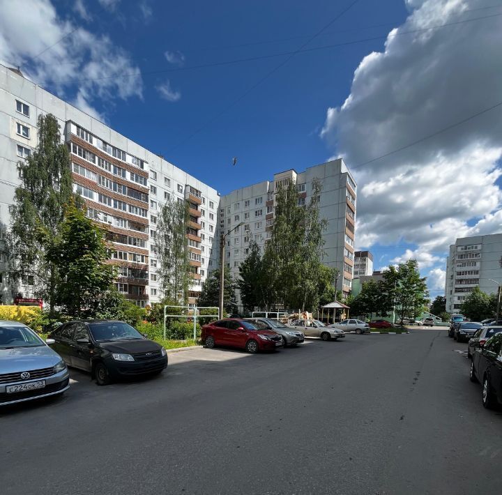 квартира г Великий Новгород ул Коровникова 13к/3 фото 1