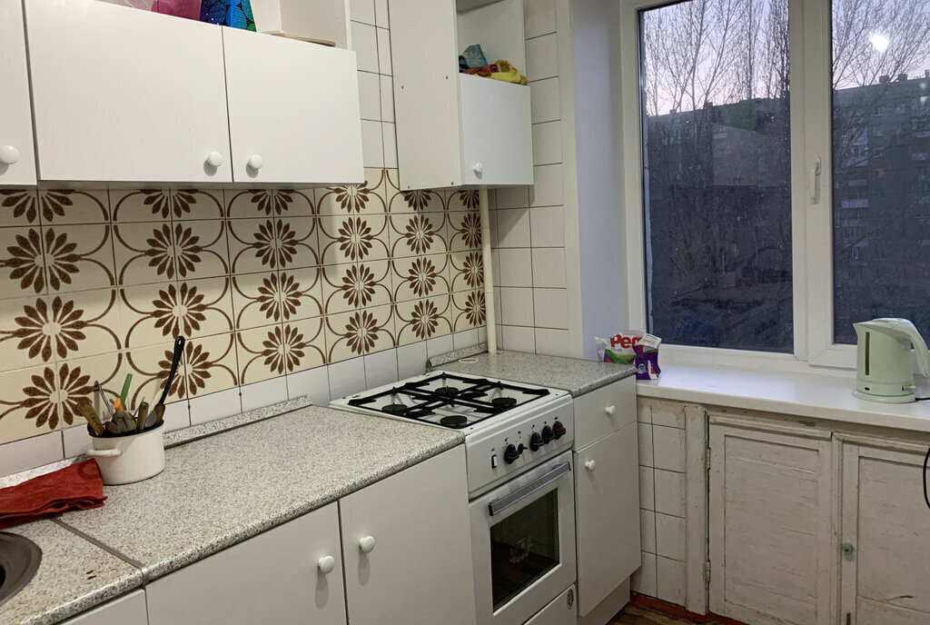 квартира г Саратов ул Железнодорожная 5/9 фото 1