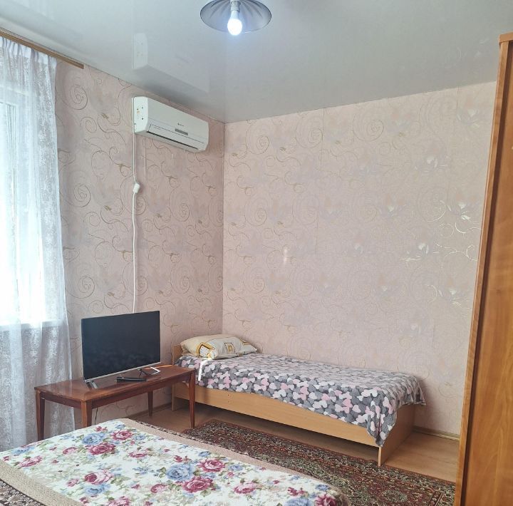 комната г Феодосия ул Зерновская 8 фото 7