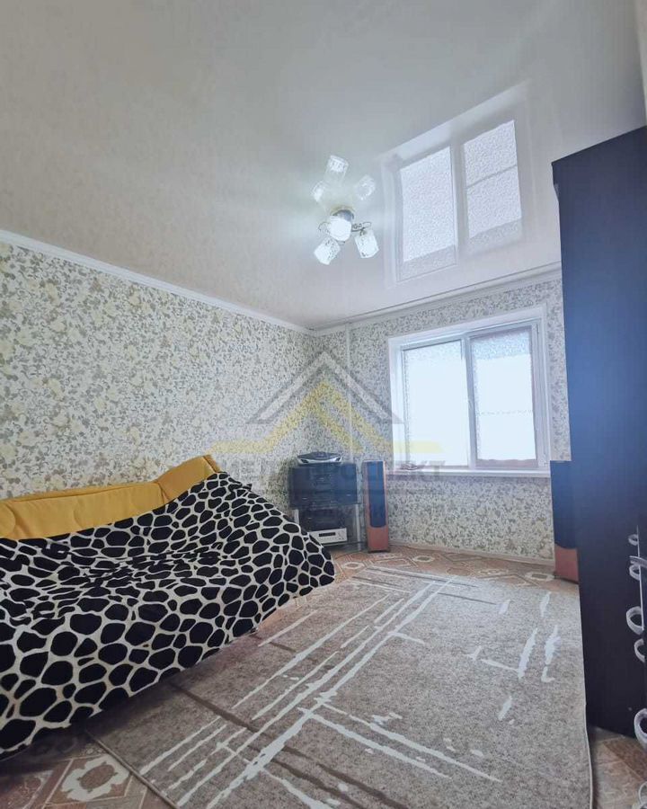 квартира г Старый Оскол мкр-н Рудничный, 10 фото 8