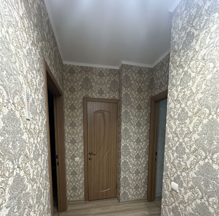 квартира г Саратов р-н Октябрьский ул. Имени Н. Г. Чернышевского, 137А фото 10