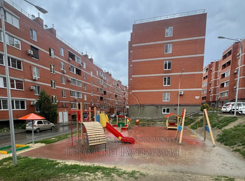 квартира г Волгоград р-н Кировский ул 70-летия Победы 19а ЖК «Колизей» фото 31