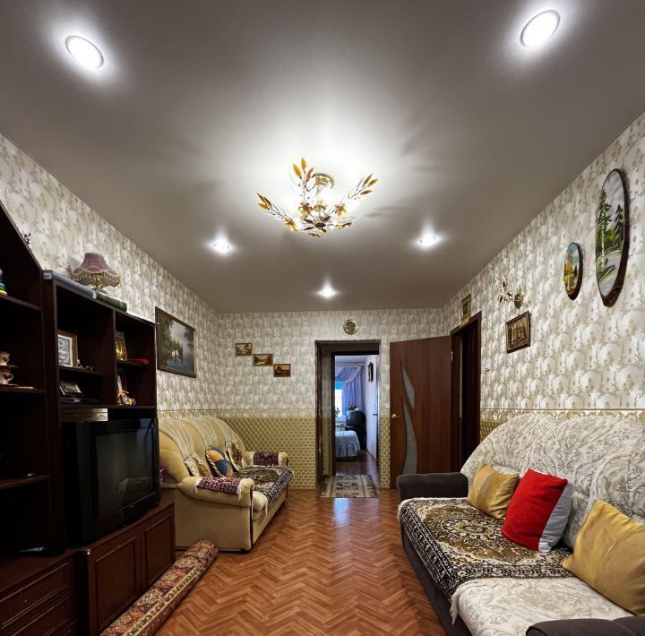 квартира г Тольятти р-н Автозаводский 5 квартал пр-кт Степана Разина 26 фото 10