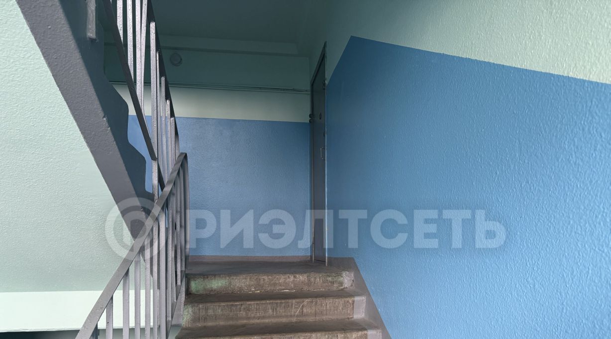 квартира г Мурманск р-н Октябрьский ул Радищева 11 фото 13