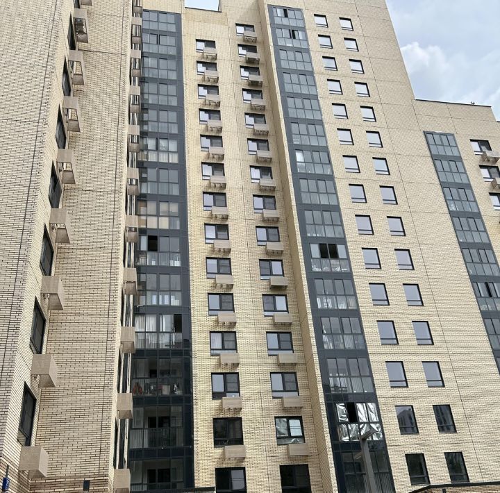 квартира г Москва метро Водный стадион б-р Кронштадтский 27к/1 фото 1