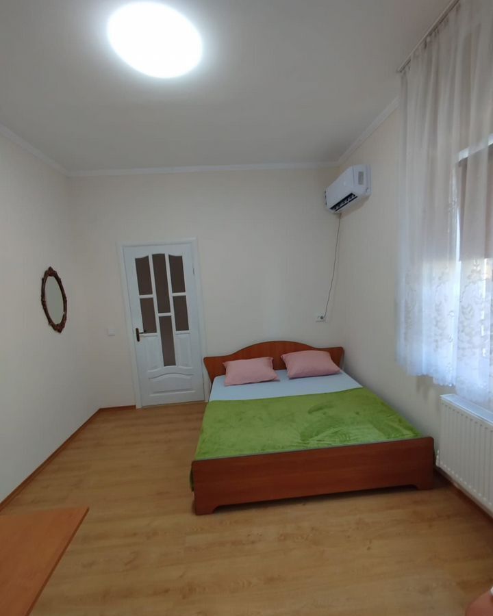 комната г Феодосия пгт Приморский ул Бусина 11 фото 2