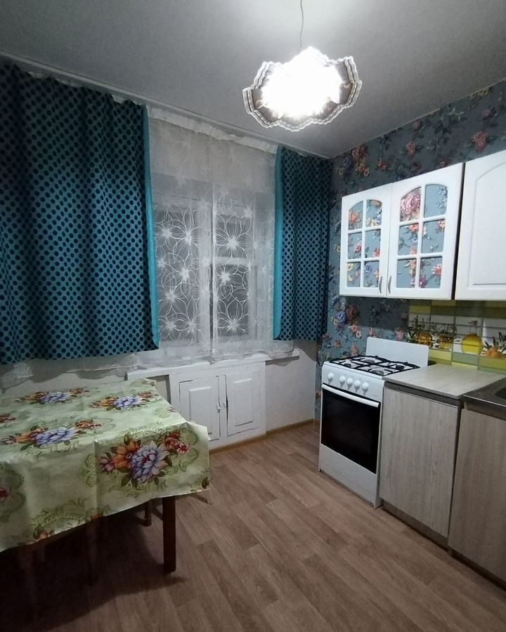 квартира г Стерлитамак Ленинский пр-кт Ленина 57 фото 1