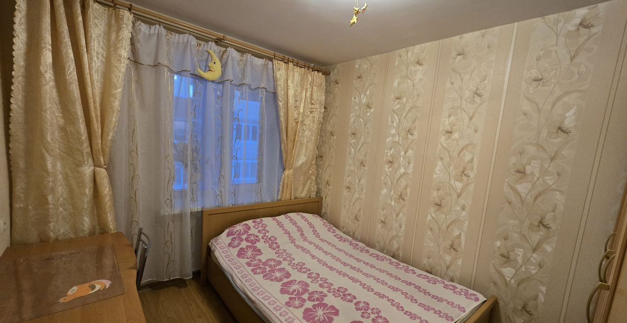 квартира г Апатиты ул Бредова 30 фото 3