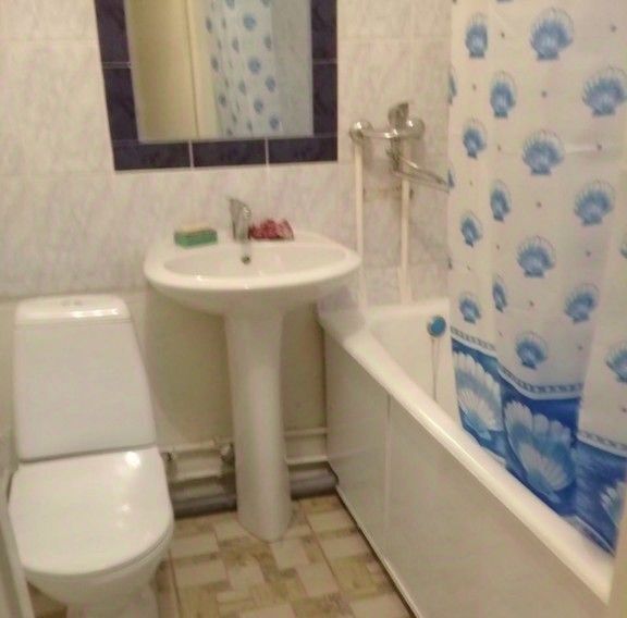 квартира г Омск р-н Кировский ул Звездная 2д фото 10