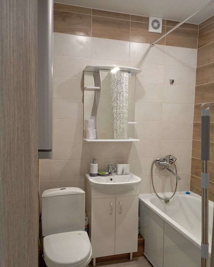 квартира г Саратов р-н Ленинский ул Мира 20а фото 25