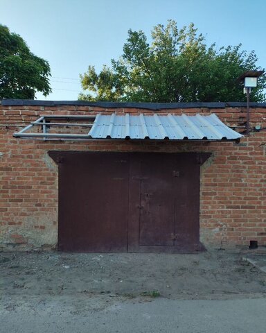 гараж ул Ворошилова 227а/830 Республика Адыгея Адыгея фото