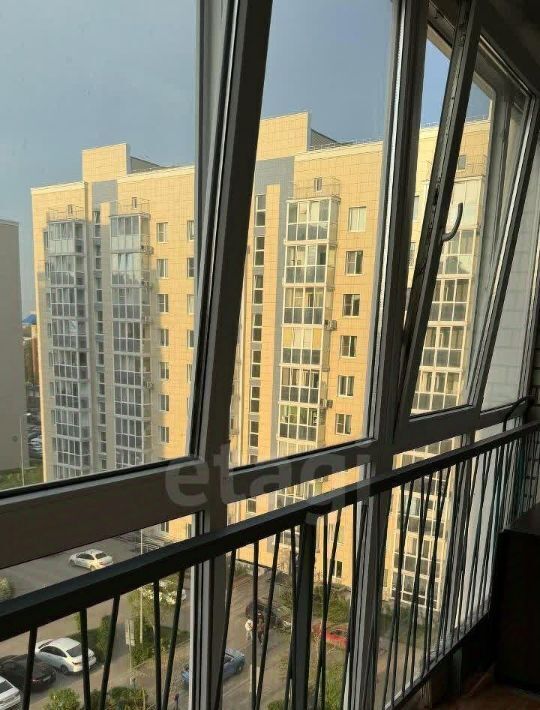 квартира г Тольятти р-н Автозаводский б-р Итальянский 20 фото 3