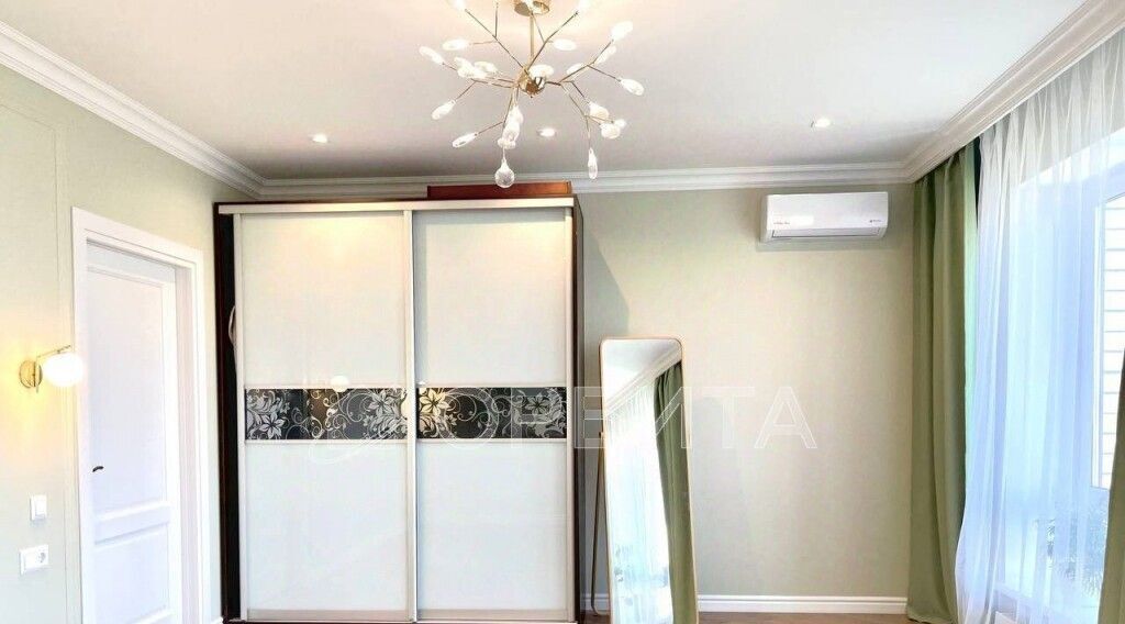 квартира г Тюмень р-н Центральный ул Мельникайте 30к/3 фото 13