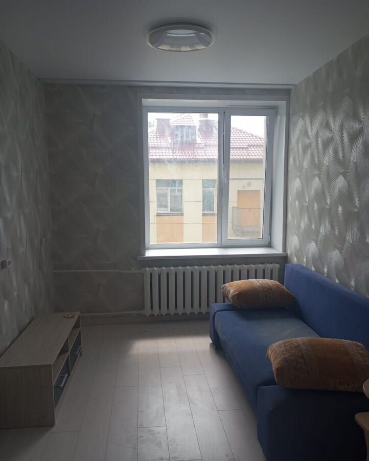 комната г Киров р-н Октябрьский пр-кт Октябрьский 83 фото 2