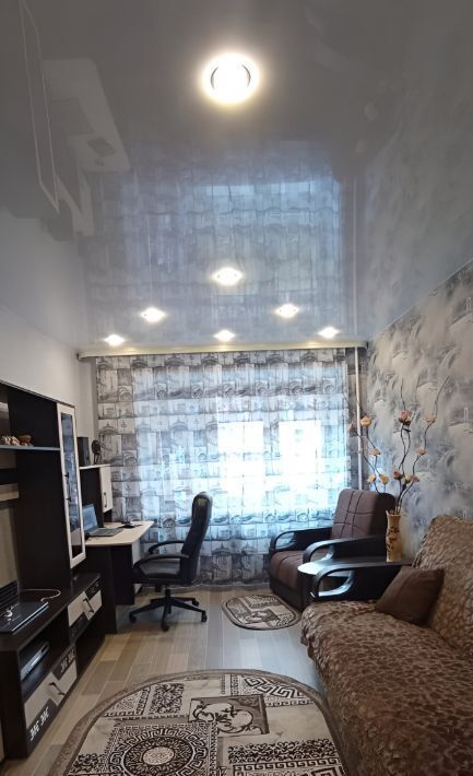 квартира р-н Режевской г Реж ул. Павлика Морозова, 56/2 фото 1