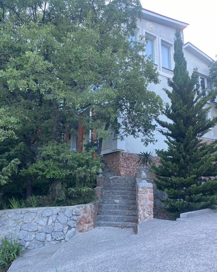 комната г Ялта г Алупка ш Свободы 14в фото 6