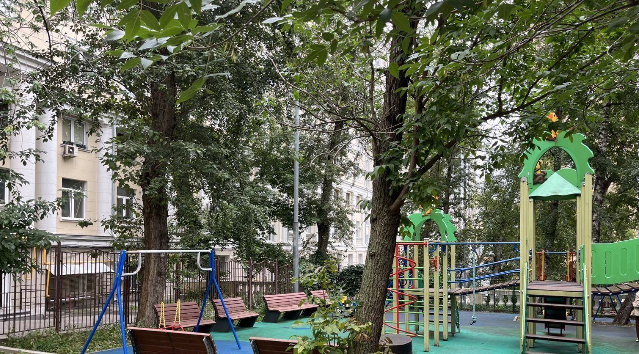 квартира г Москва метро Чкаловская ул Земляной Вал 48б фото 3