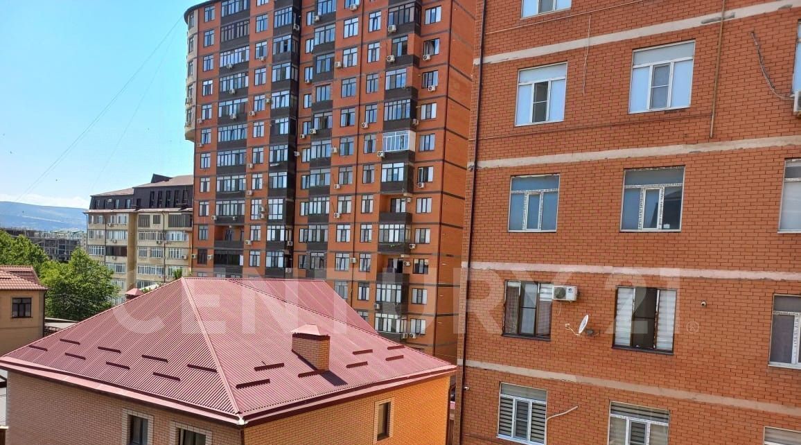 квартира г Махачкала р-н Ленинский ул. Кадарская, 35 фото 1